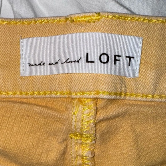 LOFT Modern skinny crop fray yellow jeans women’s size 8 - Picture 13 of 16